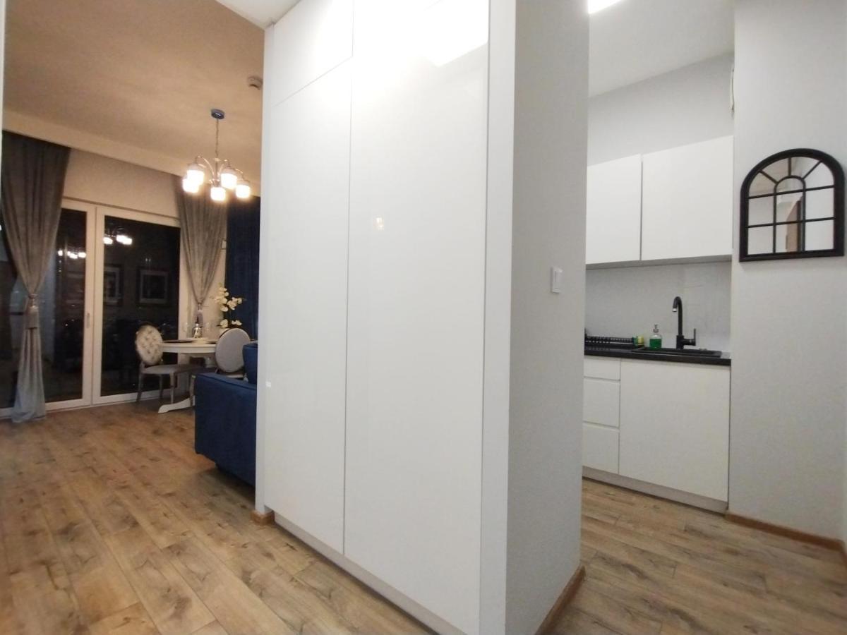 Prymasa Tysiaclecia 83A City Center Viev Sperate Bedroom By Perfect Apart 530 Warsaw Exterior photo